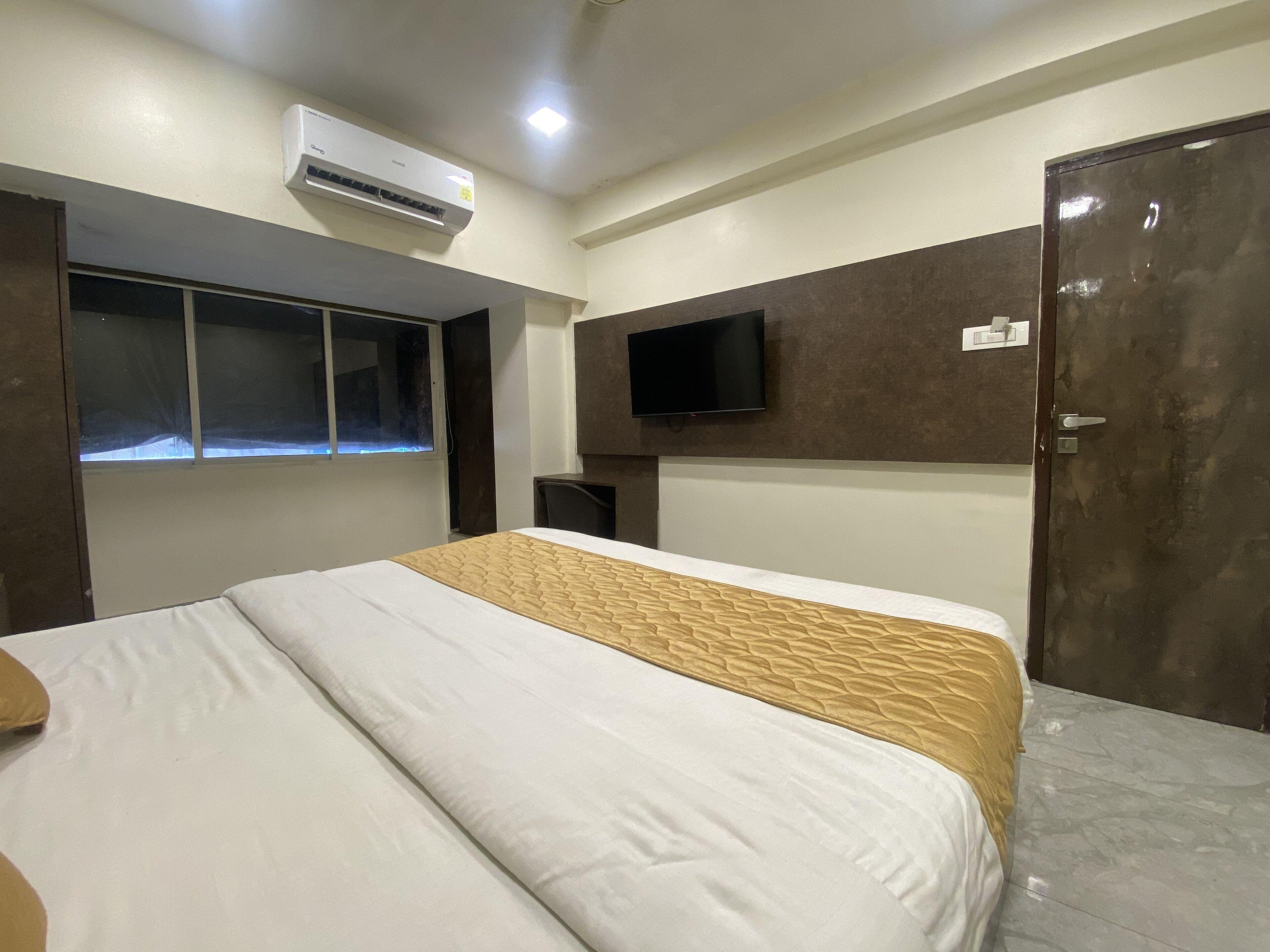 The B Town Hotel - Mumbai — Photos 3